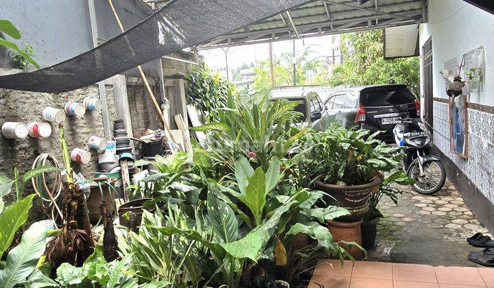 Rumah Pojok 2 Lantai Butuh Renovasi di Cilandak Barat 2