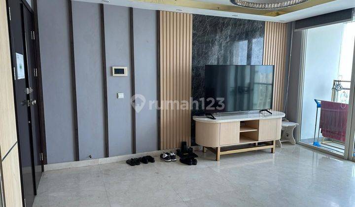 Apartemen Kensington 4BR Dengan Private Lift di Kelapa Gading 1