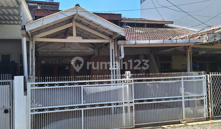 Dijual Cepat Rumah 1,5 Lantai Dekat Mall Kelapa Gading dan Sedayu City Dijual Cepat Rumah 1,5 Lantai Dekat Mall Kelapa Gading dan Sedayu City