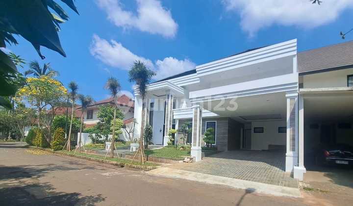 Beautiful Neat American Classic Style House in a Cluster at Bintaro Jaya Sector 8