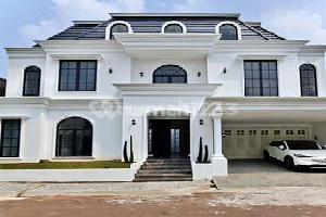 American Style House in Puri Bintaro, Bintaro Sector 9