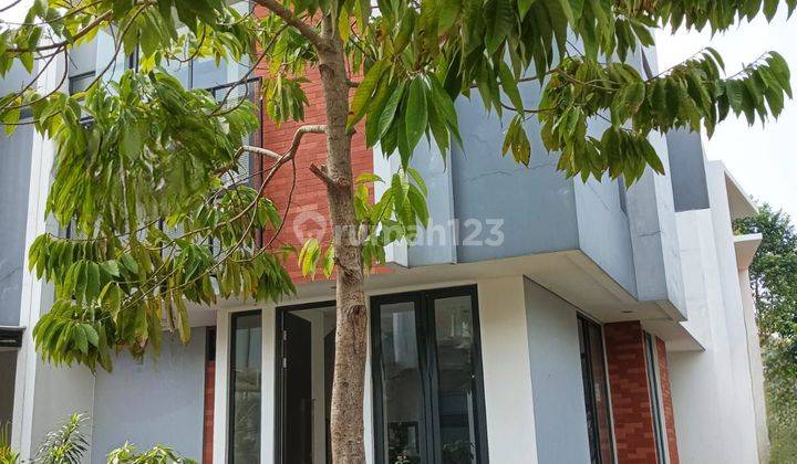 TURUN HARGA Rumah Hoek siap huni Kebayoran Bintaro Sektor 7 1