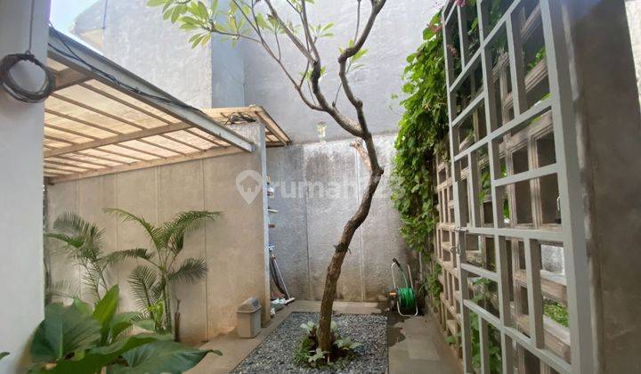 Rumah Mewah 2 Lantai Full Furnished di Rempoa 20 Menit Ke Pim 2