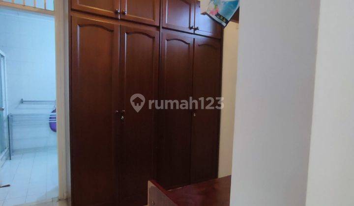 Rumah Terawat Rapih Dengan Lantai Marmer di Dalam Komplek Rempoa  2