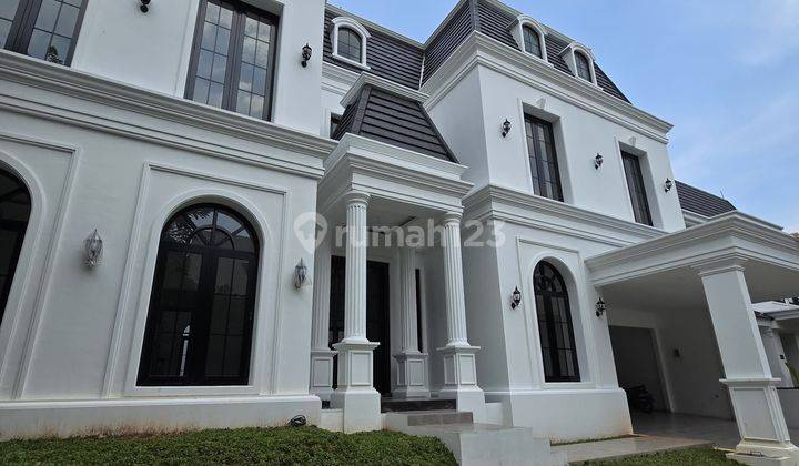 Brand New American Classic House dengan Kolam Renang di Bintaro 1