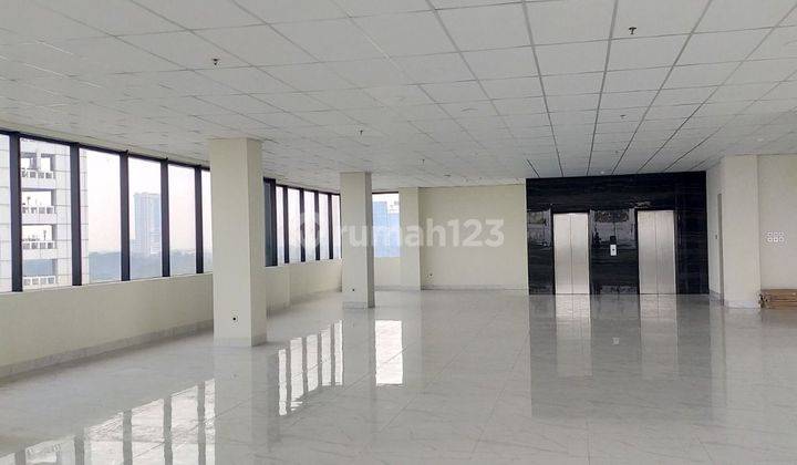 GEDUNG BARU HOEK DI LOKASI STRATEGIS PONDOK PINANG DEKAT PIM 2