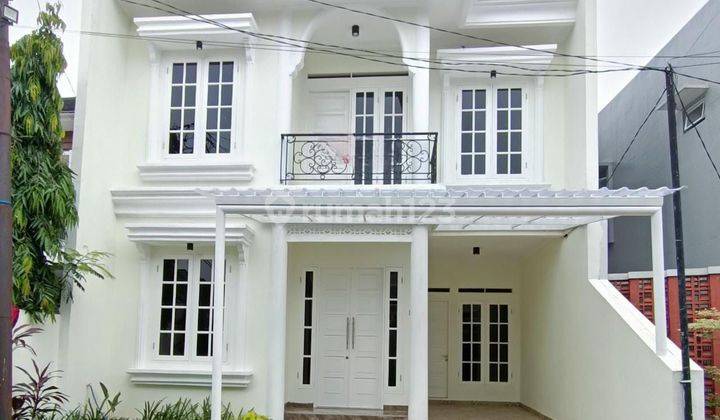 RUMAH ELEGAN SIAP HUNI DALAM CLUSTER GRIYA TORINA DI BINTARO 1