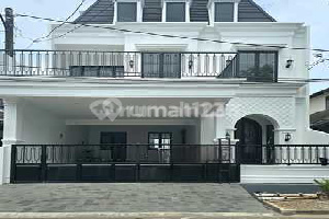 American Classic With Private Pool Siap Huni di Bintaro Sektor 3