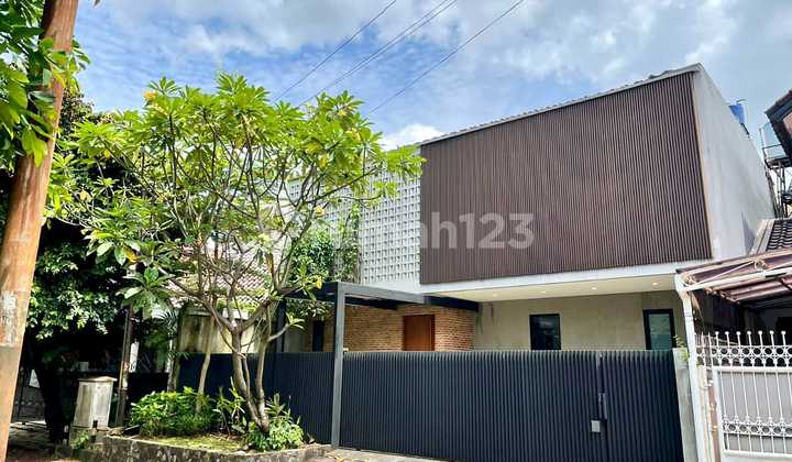 Rumah Turun Harga Ada Taman Dan Balkon Di Lebak Bulus Rumah Turun Harga Ada Taman Dan Balkon Di Lebak Bulus