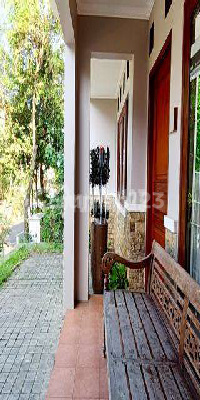 Ready-to-Occupy House in Pesanggrahan, Petukangan, South Jakarta 2