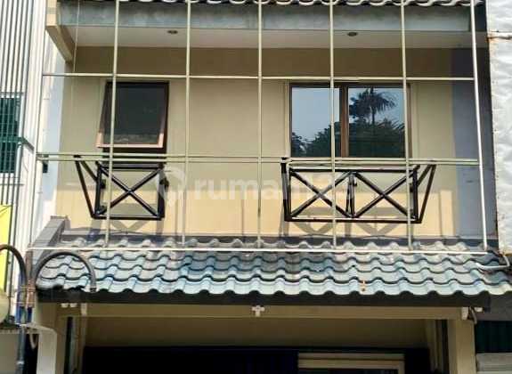 New 3-Story Shop House in BSD Near Toll Road and Rawabuntu Station