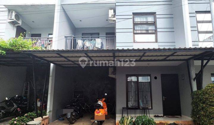 Rumah Fully Furnished Siap Huni Dalam Cluster Di Area Bintaro 2