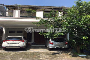Rumah 2 Lantai di Sevilla Park Sudah Renovasi di BSD Dekat Pasmod