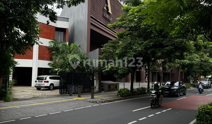 Turun Harga Mini Building Lokasi Pinggir Jalan Strategis Di Cikini