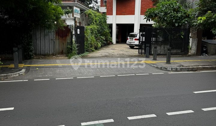 Turun Harga Mini Building Lokasi Pinggir Jalan Strategis Di Cikini