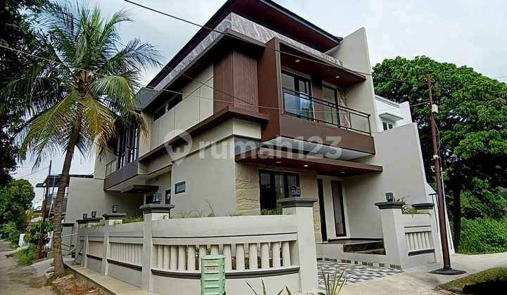 New Corner House Ready to Live In Front of Park In Villa Melati Mas