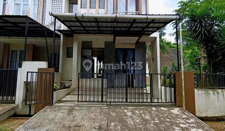 Rumah Hoek Dengan Halaman Luas Cluster Cendana Residence Pamulang 2