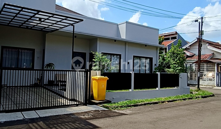 Corner House Position in Bintaro Sector 9 Fully Furnished