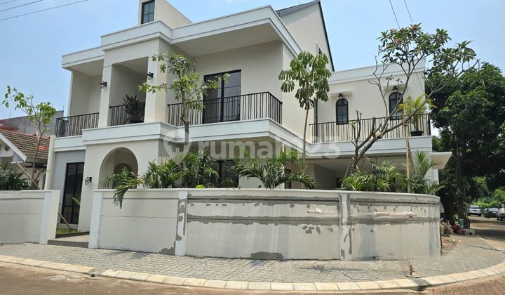 Modern Tropical Corner House Position in Kencana Loka BSD