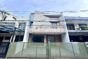 House in Pondok Indah Near Pim 2 and Bakti Mulya School 400
