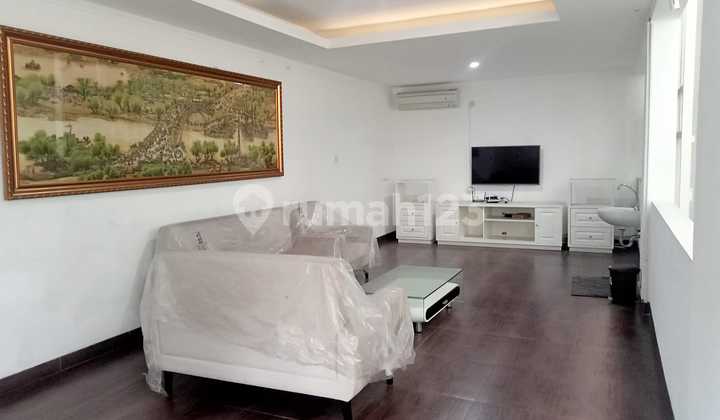 Rumah Pojok Semi Furnished Dalam Cluster Premium Di Sektor 7 2