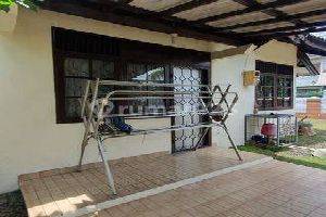Rumah Hoek Di Kompleks Dpr Pondok Ranji Tangerang Selatan 2