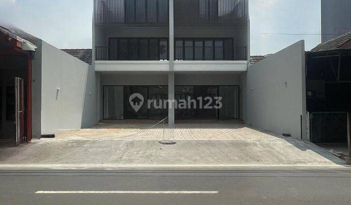 RUKO GANDENG 3 LANTAI READY 2 UNIT SIAP PAKAI DI BSD DEKAT PASMOD 1