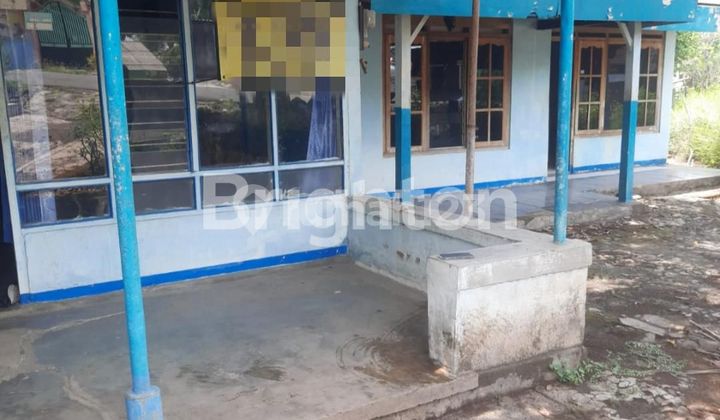 RUMAH LUAS DI PEDESAAN 1