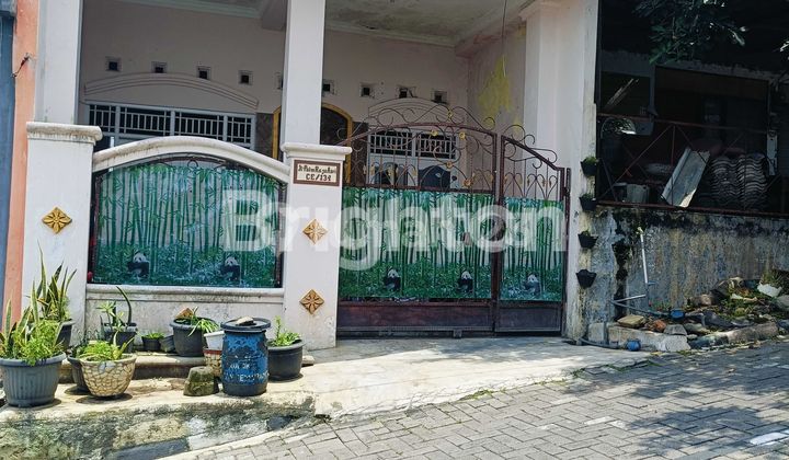 RUMAH BERSIH DI PERBUKITAN  1