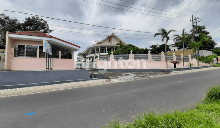 Rumah Besar dan Luas di Lawang Dekat Jalan Poros Surabaya Malang 2