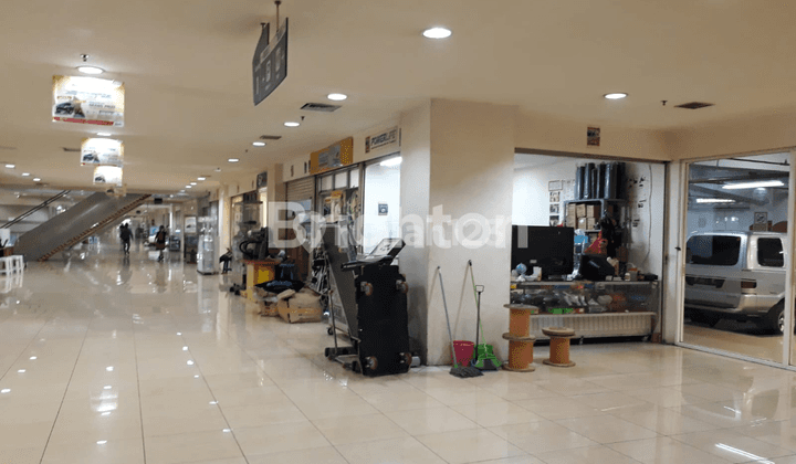 TURUN HARGA - STAND / TOKO DI MANGGA DUA 2