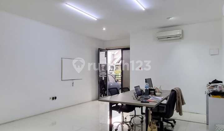 Rumah Dijual Siap Huni Dalam Cluster di Bintaro Jaya Sektor 3 Rumah Dijual Siap Huni Dalam Cluster di Bintaro Jaya Sektor 3