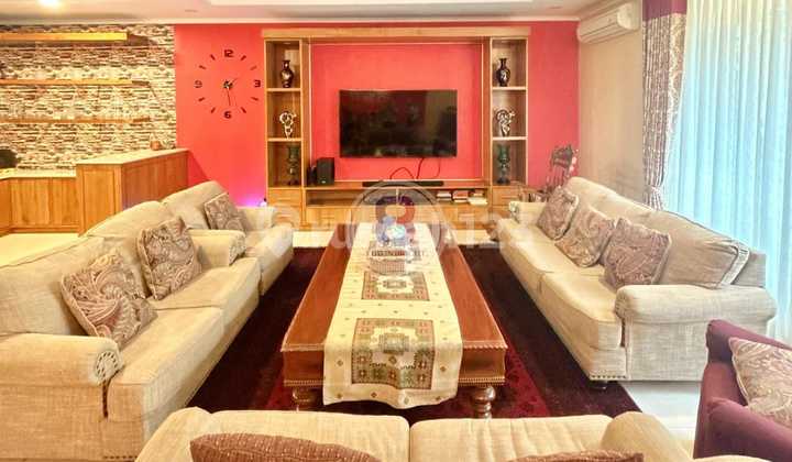 Luxury House with Strategic Location in South Jakarta Ready for Occupancy