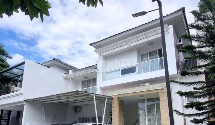 Rumah dijual di Kebayoran Bintaro Sektor 7 Dengan Swimming Pool 1