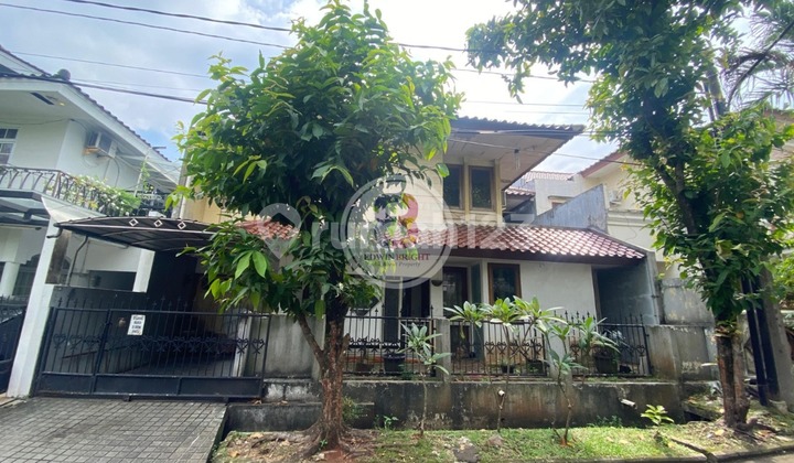 Rumah Dijual di Bintaro Jaya Sektor 9 Rapi Terawat Rumah Dijual di Bintaro Jaya Sektor 9 Rapi Terawat