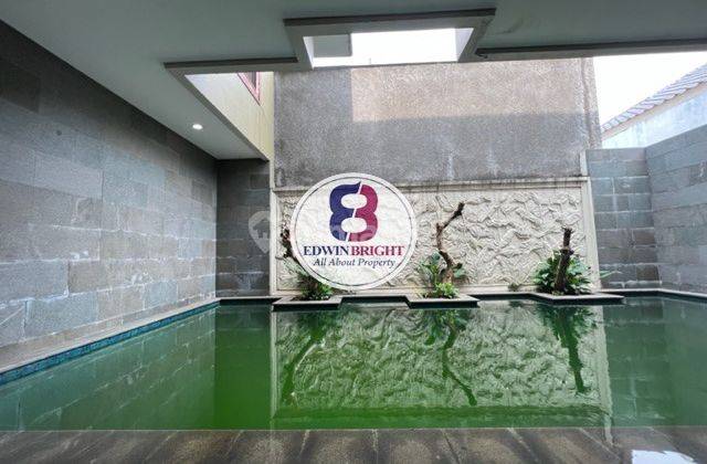 Rumah Dijual Kebayoran Bintaro Jaya Dengan Swimming Pool 1