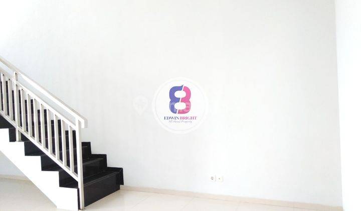 Rumah  di Bintaro Area Sektor 3 Murah Brand New 2