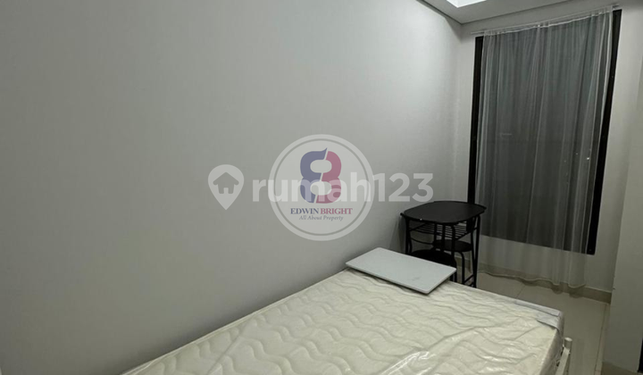 Ready-to-Occupy Studio Apartment in Bintaro Jaya Sector 7 2