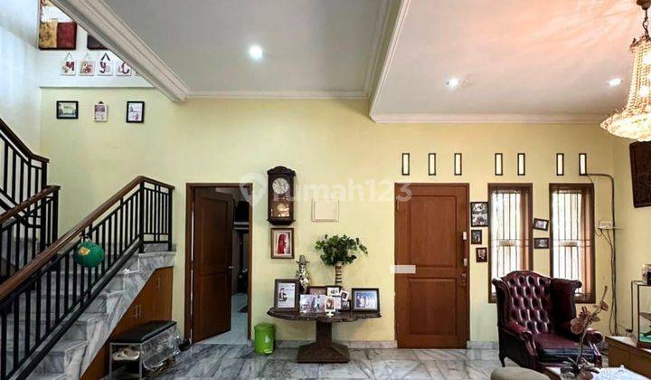 Rumah Dijual Cepat Hitung Tanah di Bintaro Sektor 2 Full Marmer 2