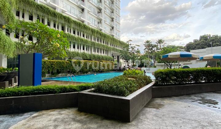 Studio Apartment Type Facing Swimming Pool in Bintaro Jaya 2
