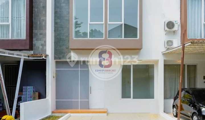 Modern Minimalist Residence in Graha Raya, Strategic Location Modern Minimalist Residence in Graha Raya, Strategic Location
