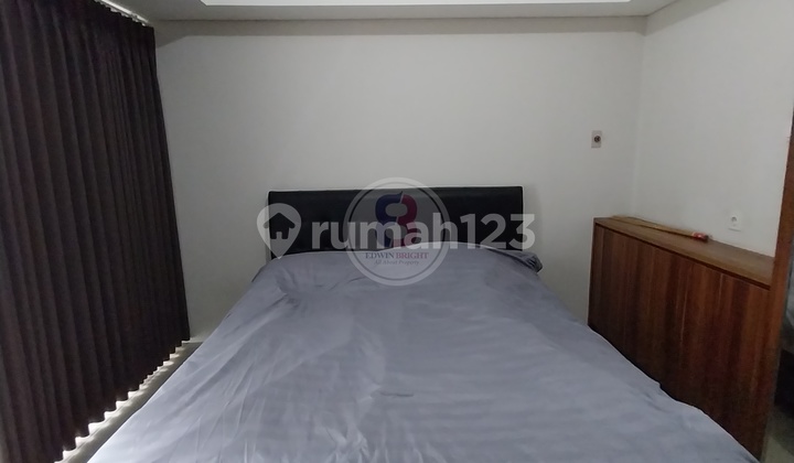 Apartemen Altiz Lantai Rendah View Swimming Pool di Bintaro Jaya
