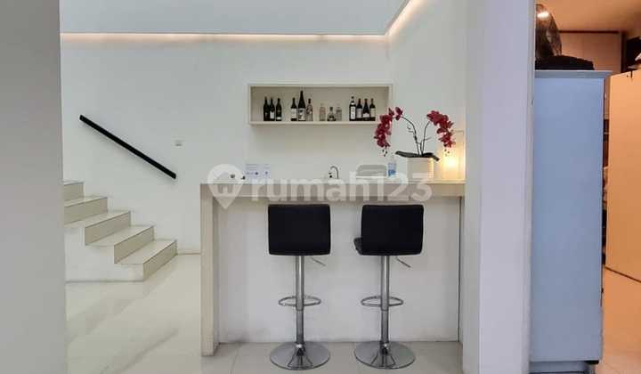 Rumah Dijual Siap Huni Dalam Cluster di Bintaro Jaya Sektor 3 2