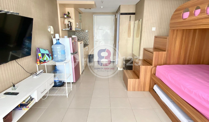 Studio Apartment Close to the Station in Bintaro Jaya Sector 3 Studio Apartment Close to the Station in Bintaro Jaya Sector 3