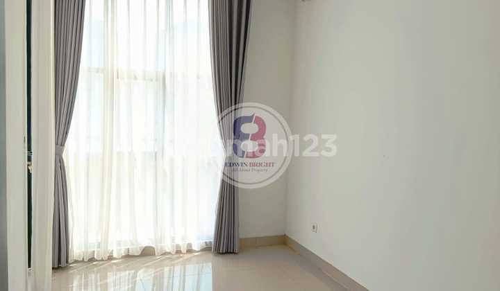 Dijual Hunian Moder Posisi Hoek di Area Bintaro Sektor 9