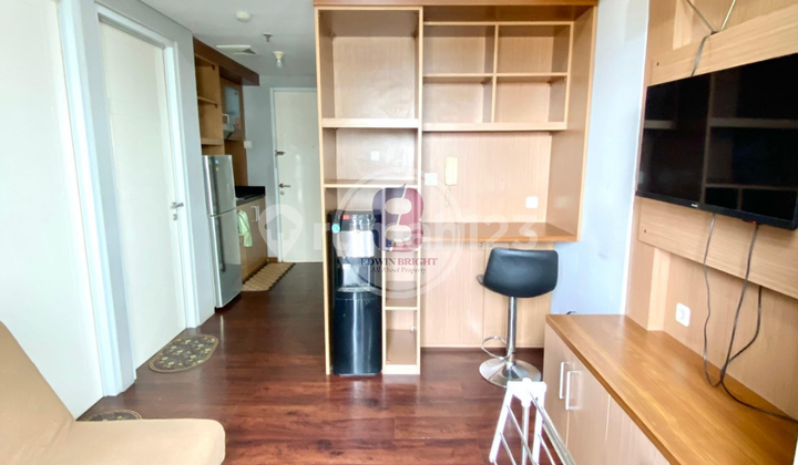 2 Bedroom Apartment with Swimming Pool View in Bintaro Jaya 3