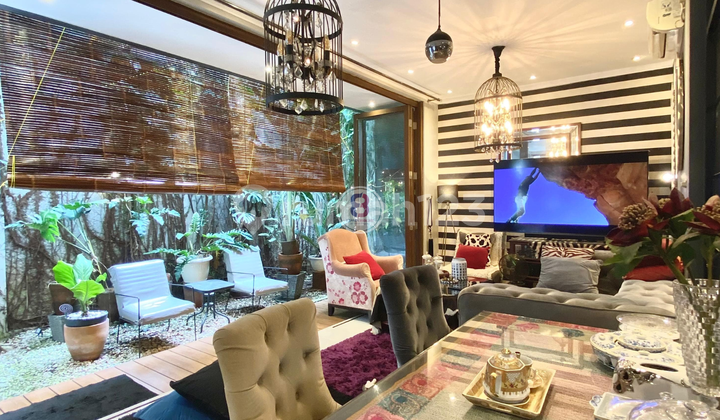 House for Sale in Discovery Bintaro Jaya Sector 9, Neat and Ready to Occup 2