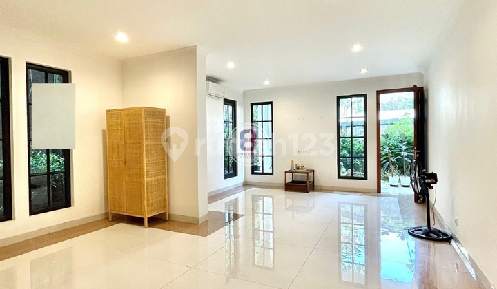 Rumah American Style di Bintaro Jaya Sekktor 9 Semi Furnished 2