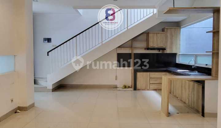 Rumah Dijual di Discovery Bintaro Jaya Sektor 9 Siap Huni