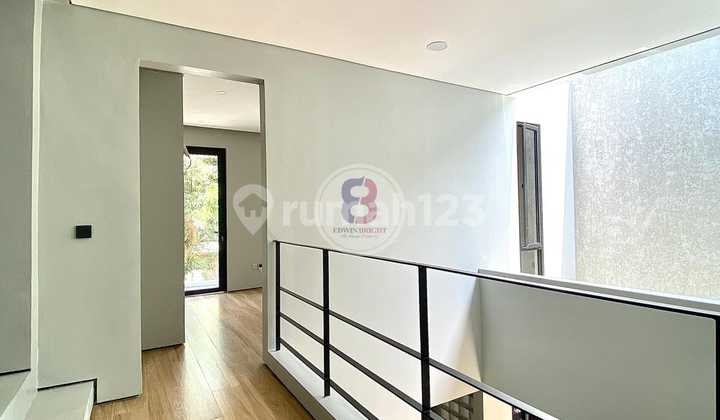 Rumah Brand New Lokasi Strategis Dekat Mall Bxcnge Siap Huni 2